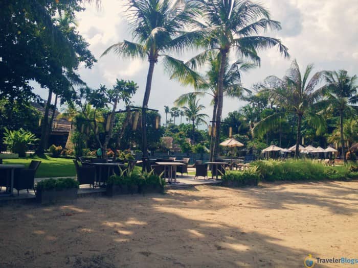Зона отдыха отеля InterContinental Bali Resort