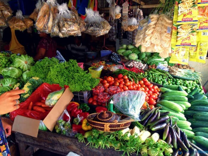 Овощи на местном рынке
