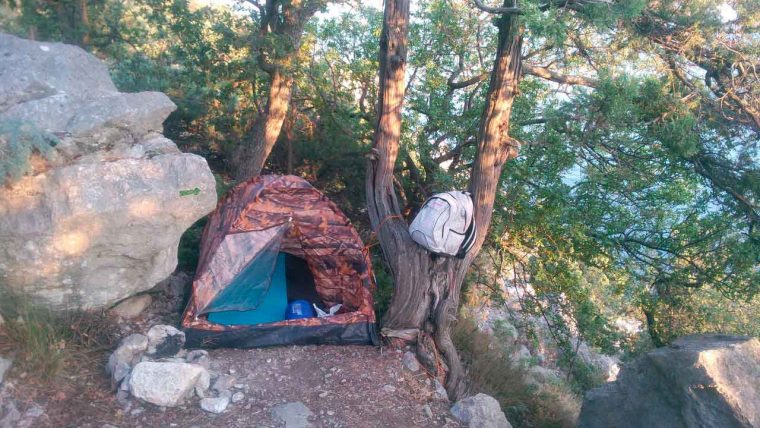 место для палатки симеиз