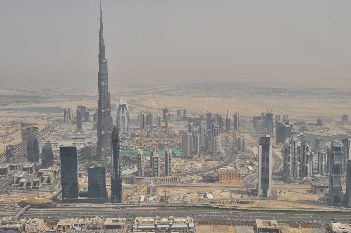 ОАЭ Дубаи. Небоскребы и Бурдж Халифа