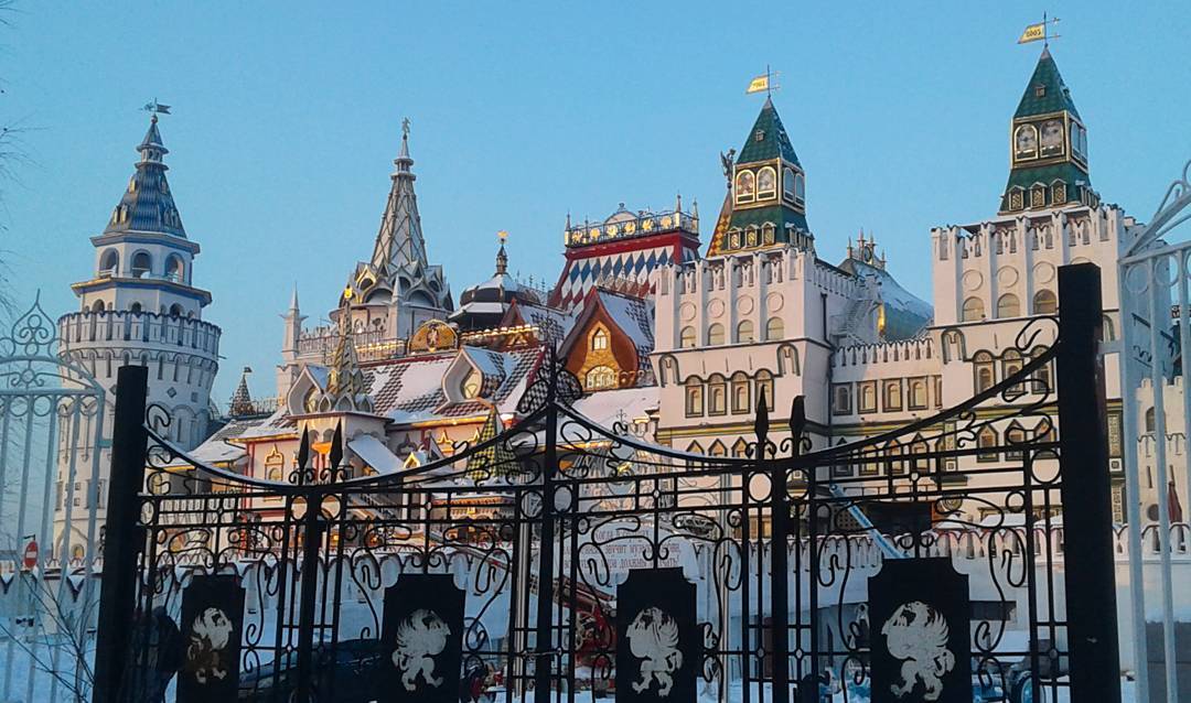 Измайловский Кремль в Москве. Общая панорама.